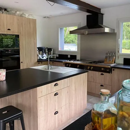 Hourtin, 6 Pieces, 10 Personnes - Fr-1-648-106 Villa Hourtin